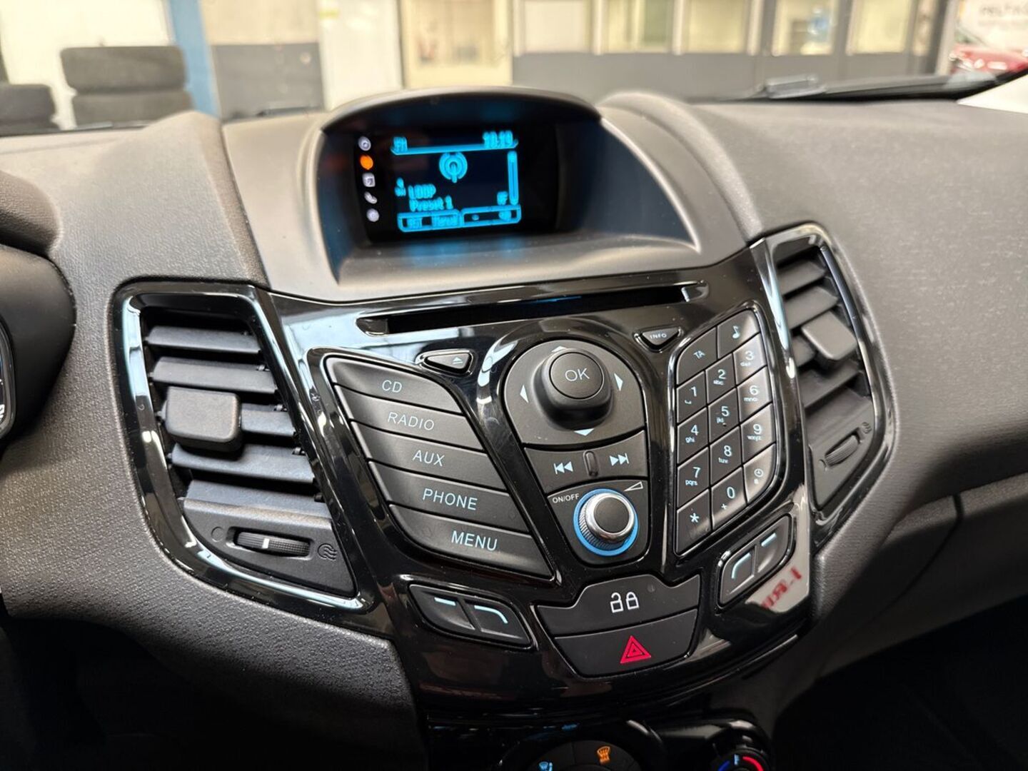 FORD Fiesta 2015