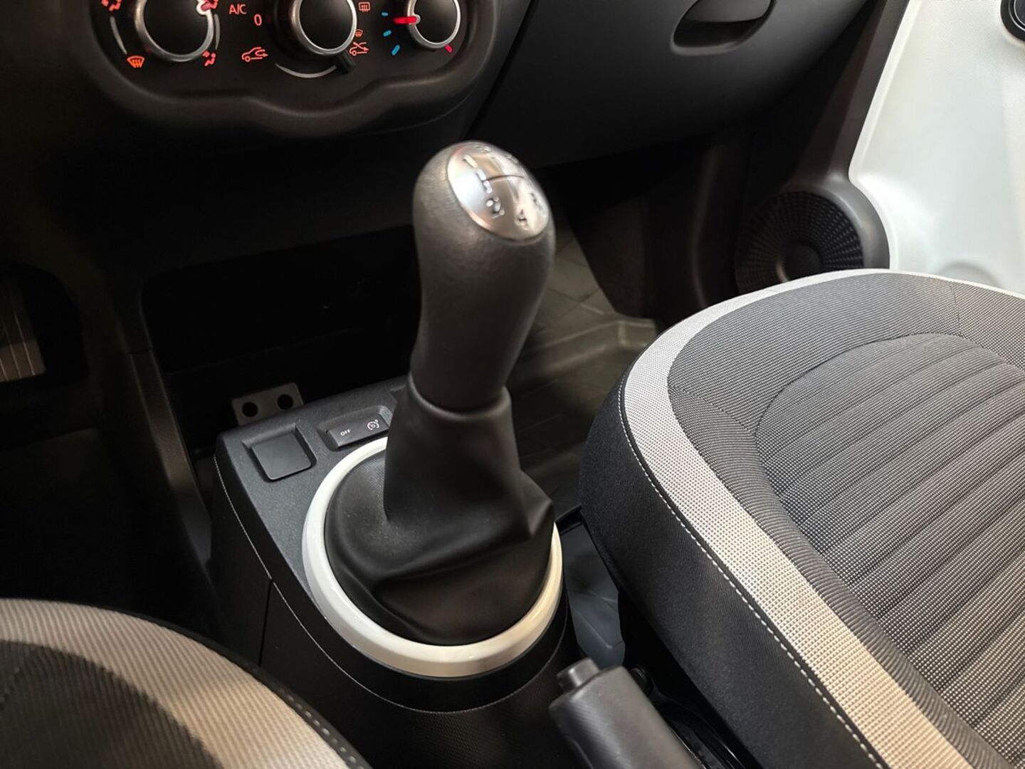 RENAULT Twingo 2016