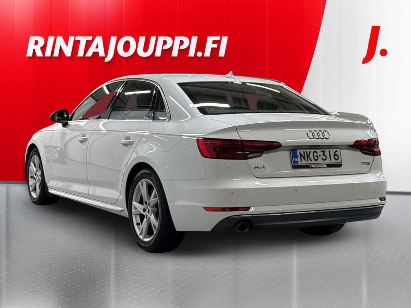 AUDI A4 2016