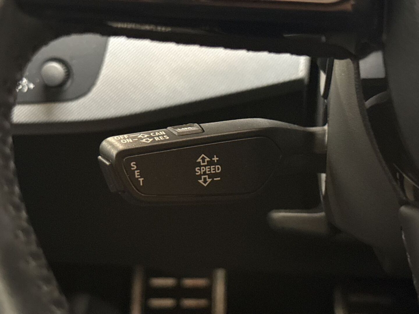 AUDI A4 2016