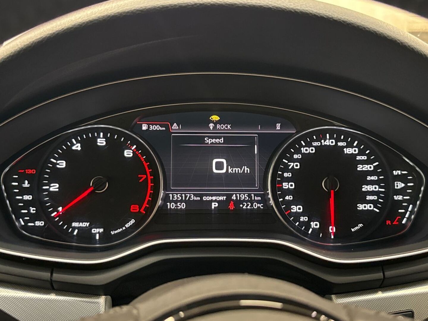 AUDI A4 2016