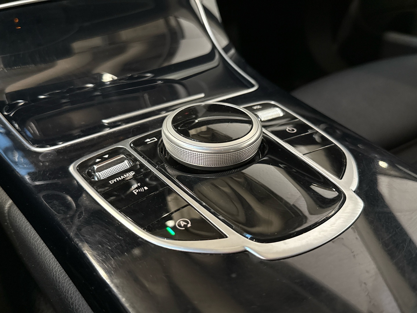 MERCEDES-BENZ C 2016