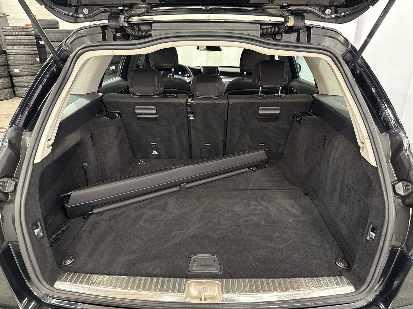 MERCEDES-BENZ C 2016