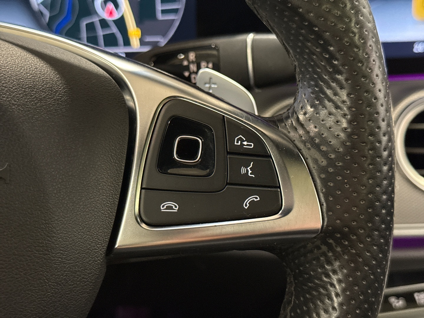 MERCEDES-BENZ E 2017