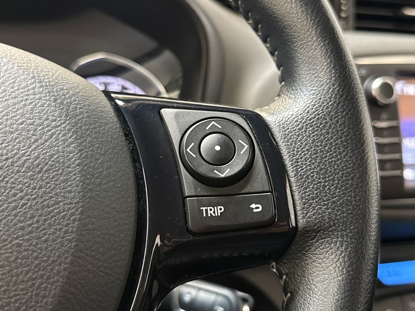 TOYOTA Yaris 2018
