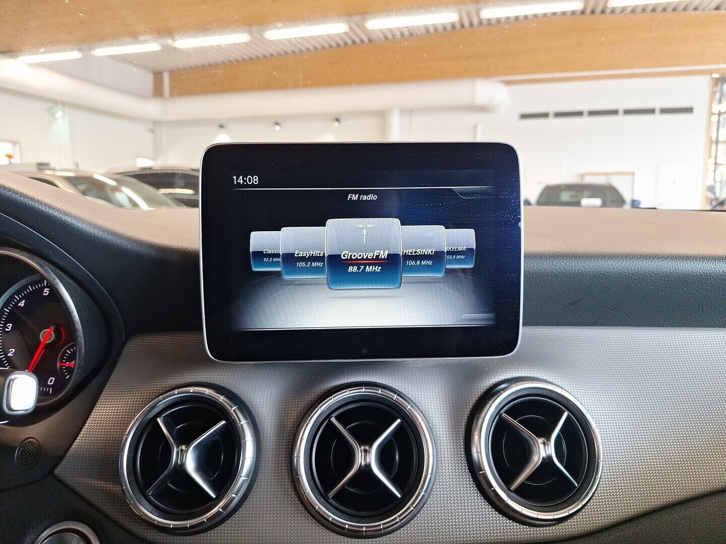 MERCEDES-BENZ CLA 2018