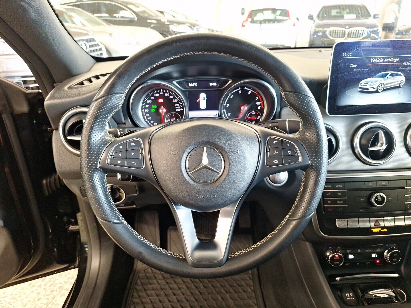 MERCEDES-BENZ CLA 2018
