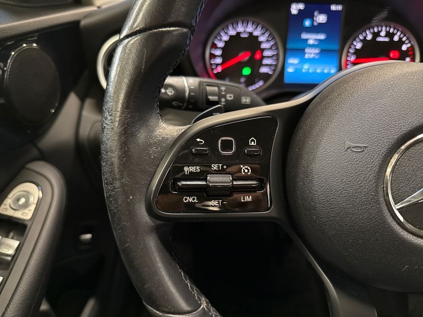 MERCEDES-BENZ C 2018