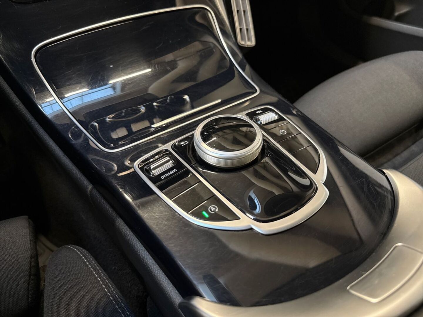 MERCEDES-BENZ C 2018