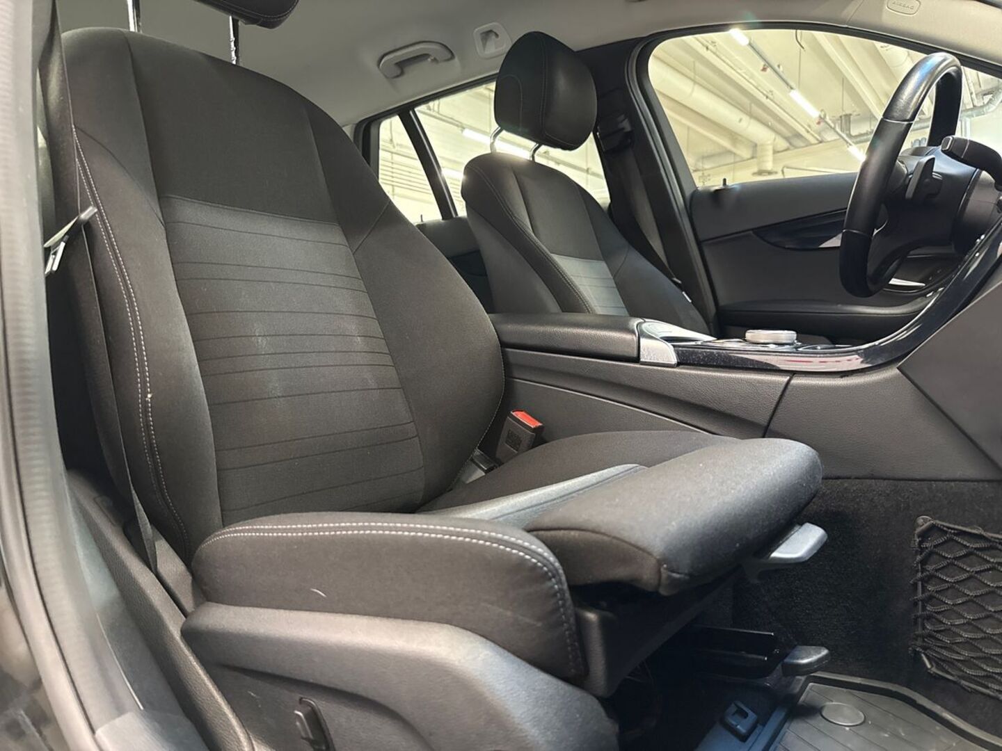 MERCEDES-BENZ C 2018