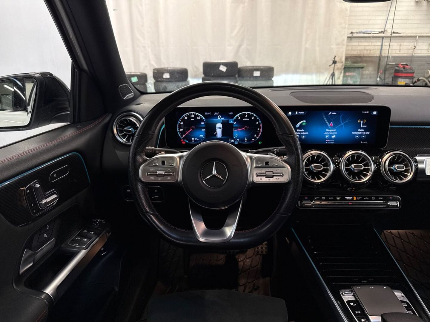 MERCEDES-BENZ GLB 2020