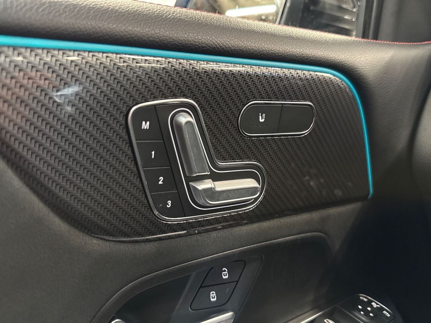 MERCEDES-BENZ GLB 2020