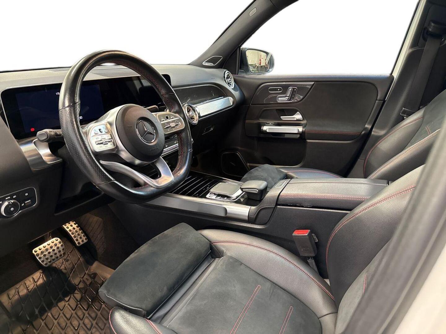 MERCEDES-BENZ GLB 2020