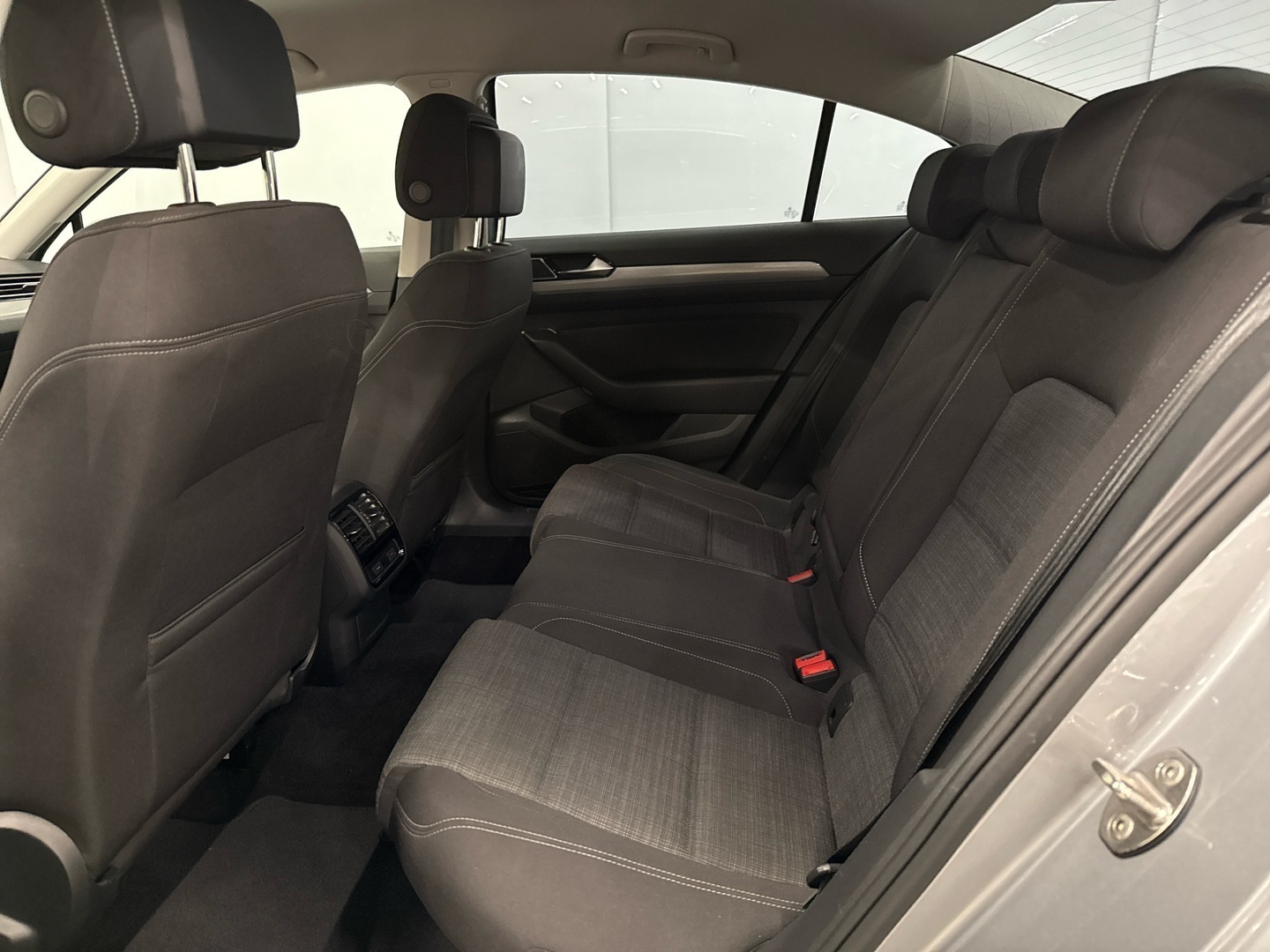 VOLKSWAGEN Passat 2019