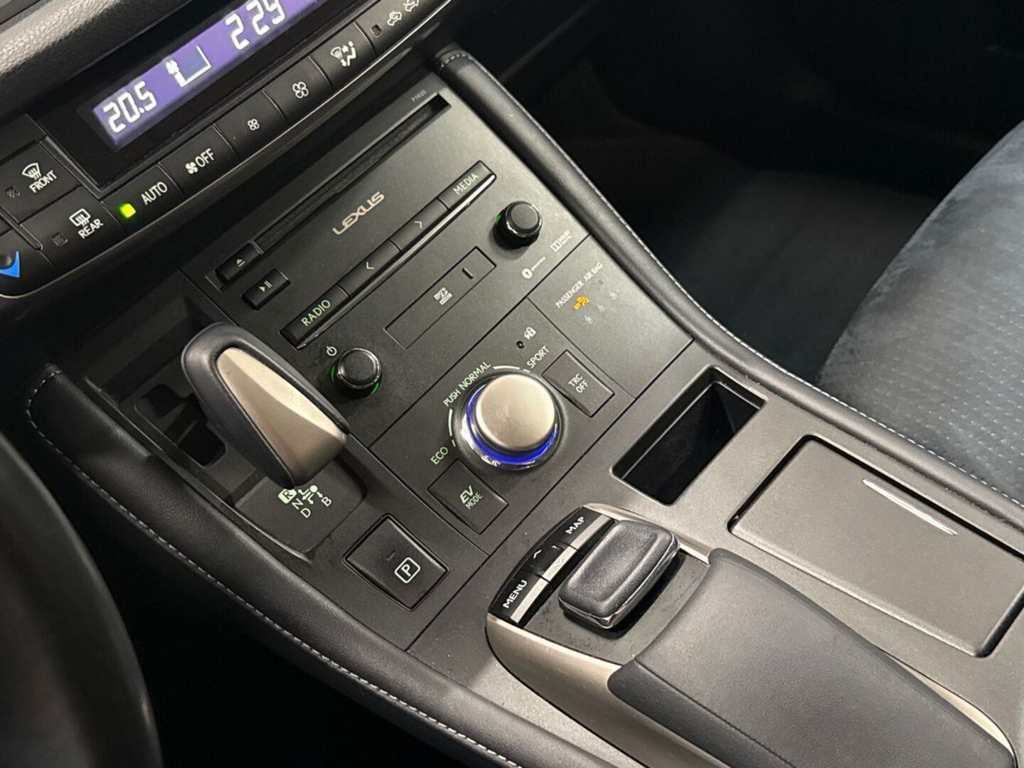 LEXUS CT 2018
