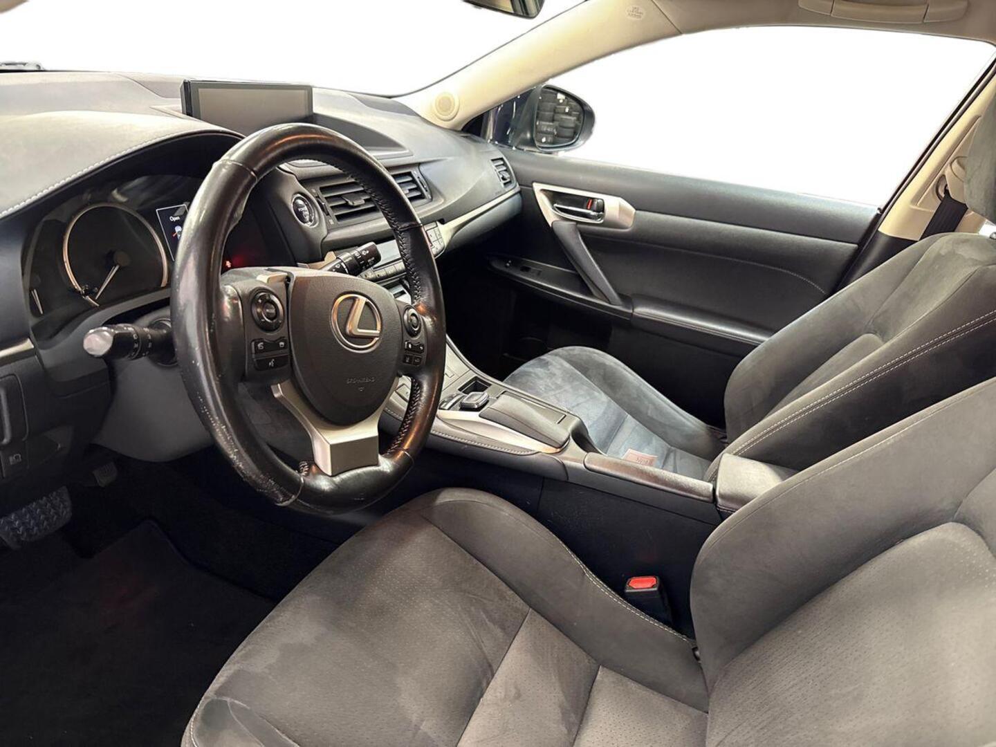 LEXUS CT 2018