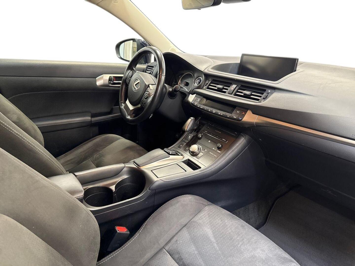 LEXUS CT 2018