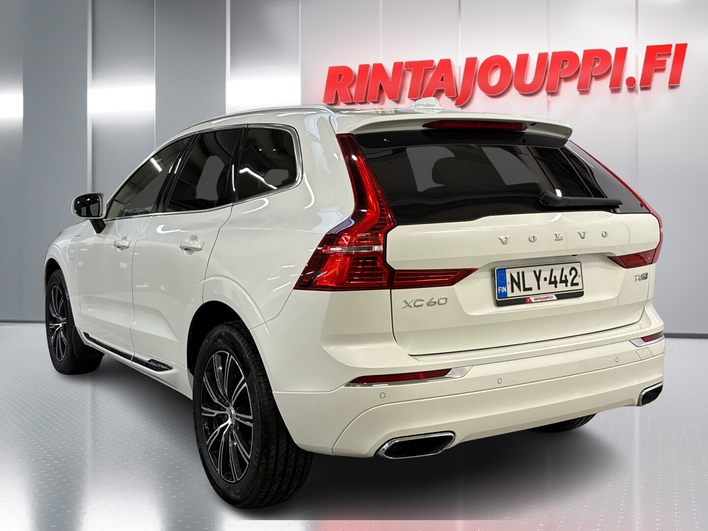 VOLVO XC60 2020