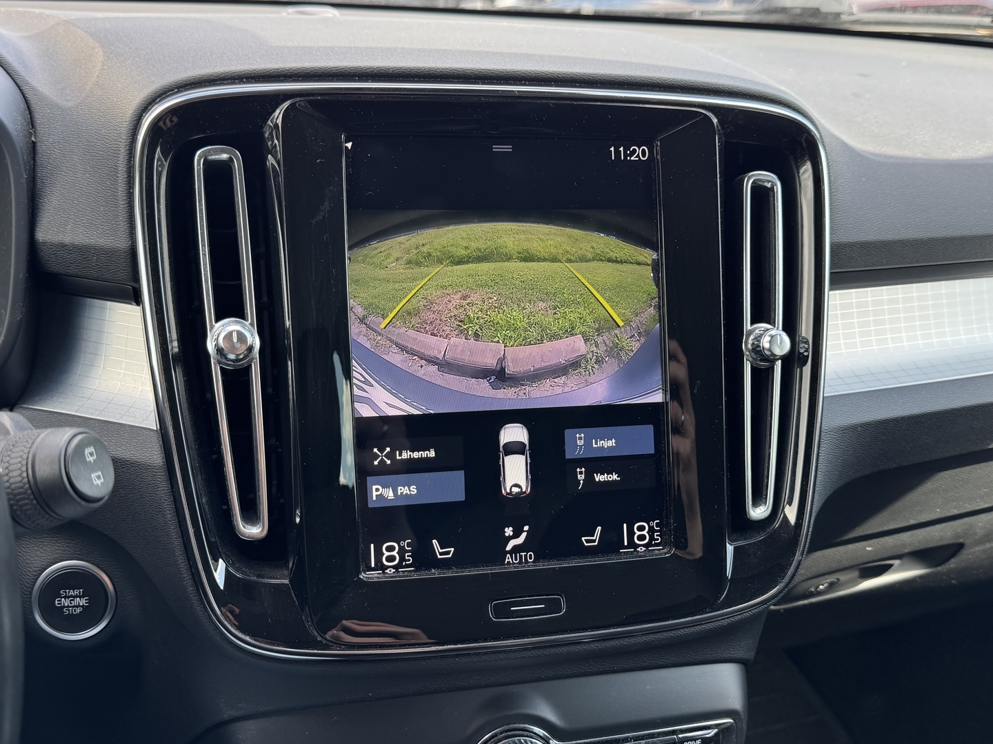 VOLVO XC40 2020