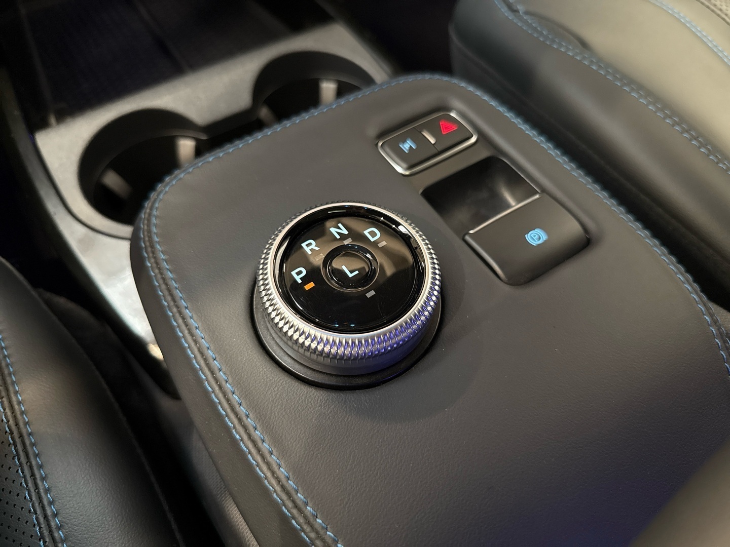 FORD Mustang Mach-E 2021