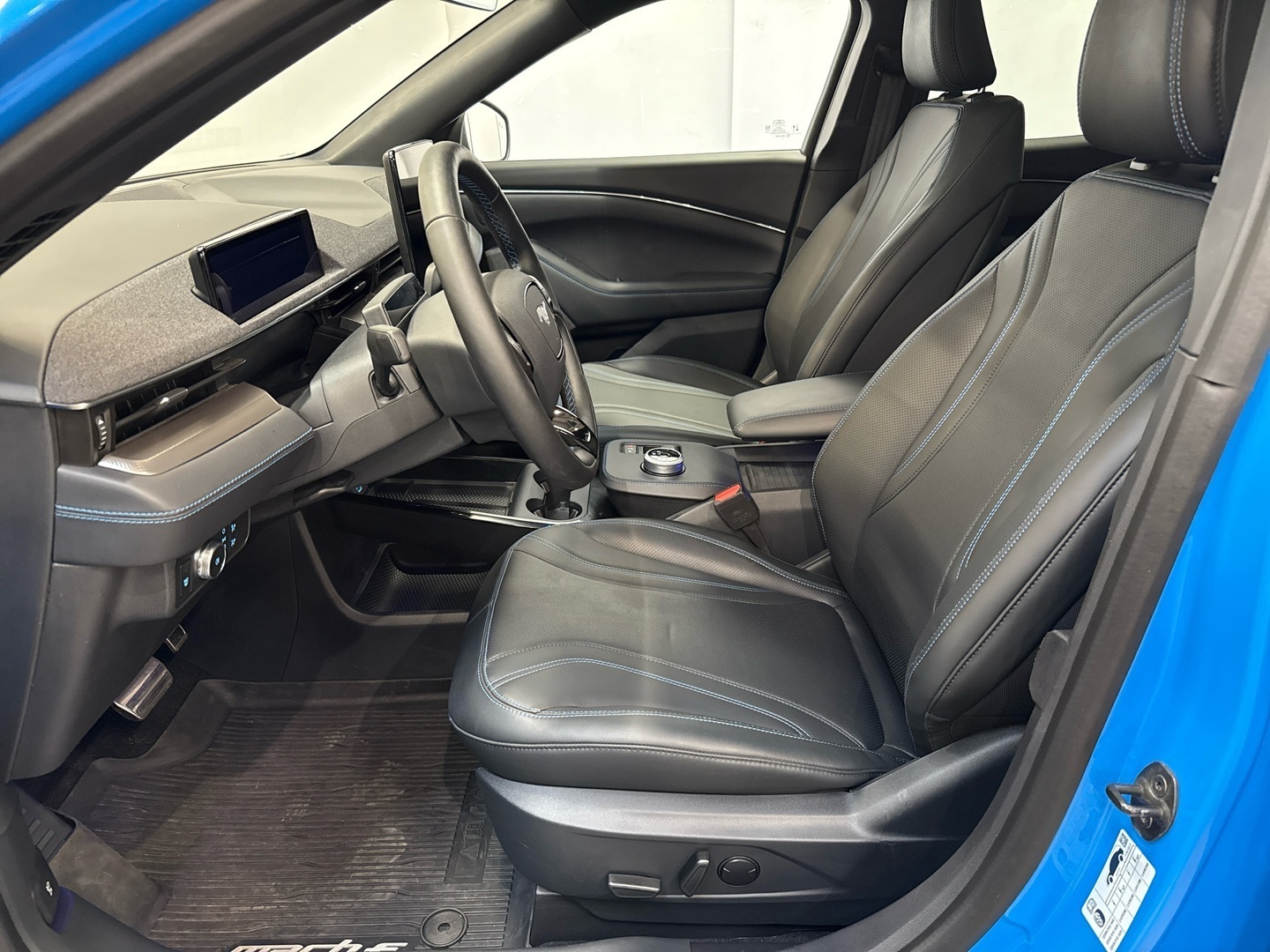 FORD Mustang Mach-E 2021