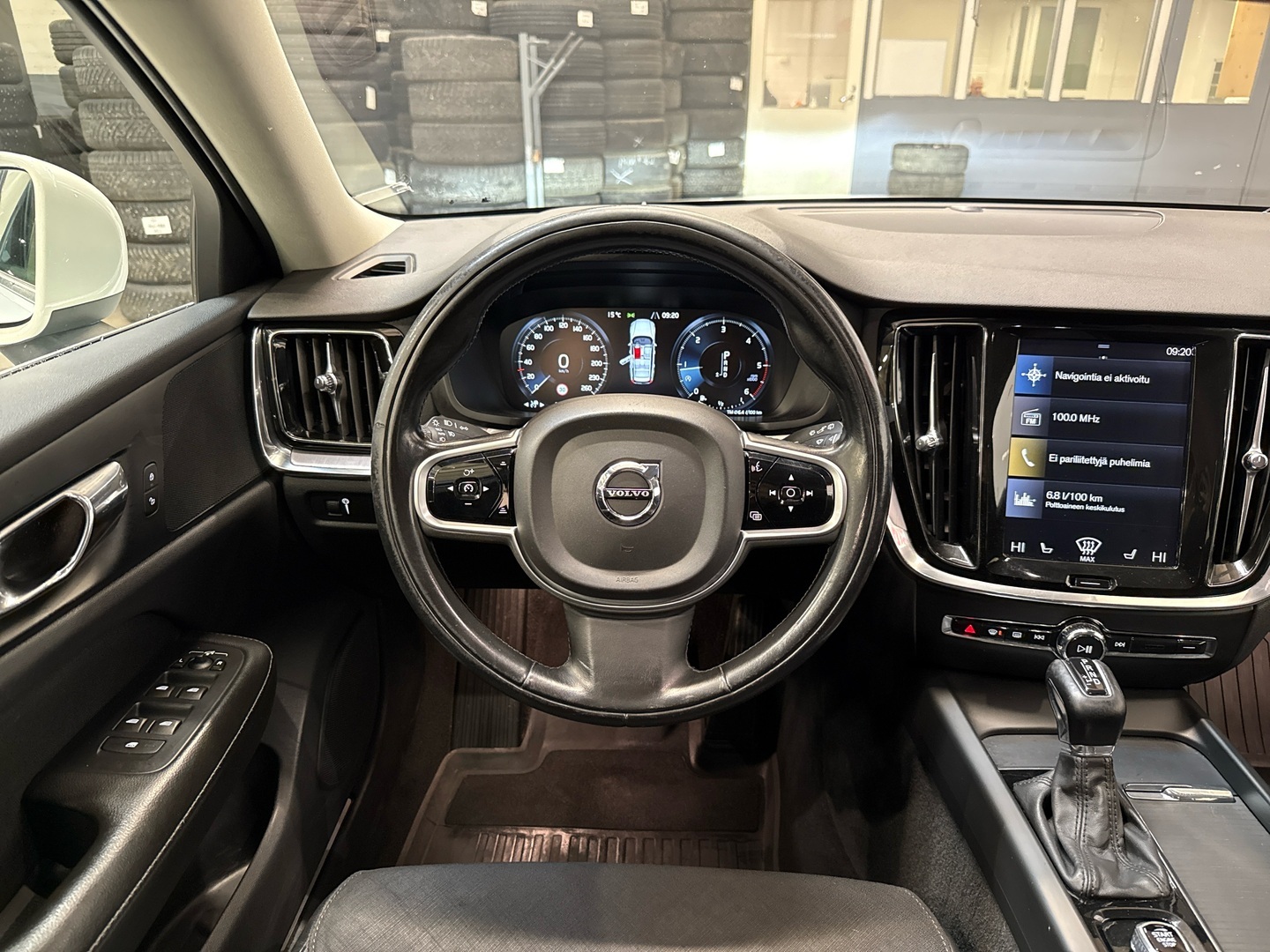 VOLVO V60 2018
