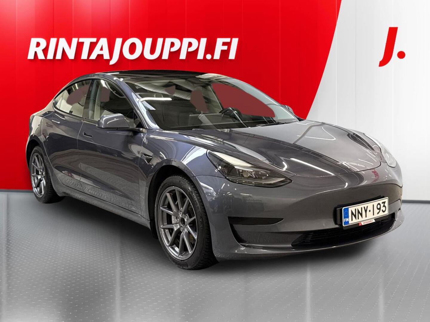TESLA Model 3 2022