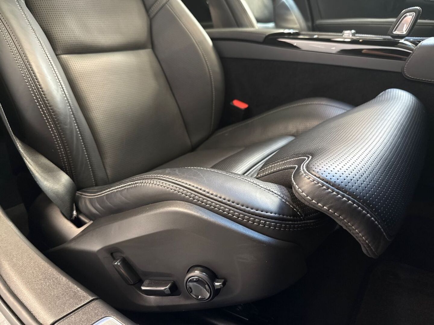 VOLVO V90 31