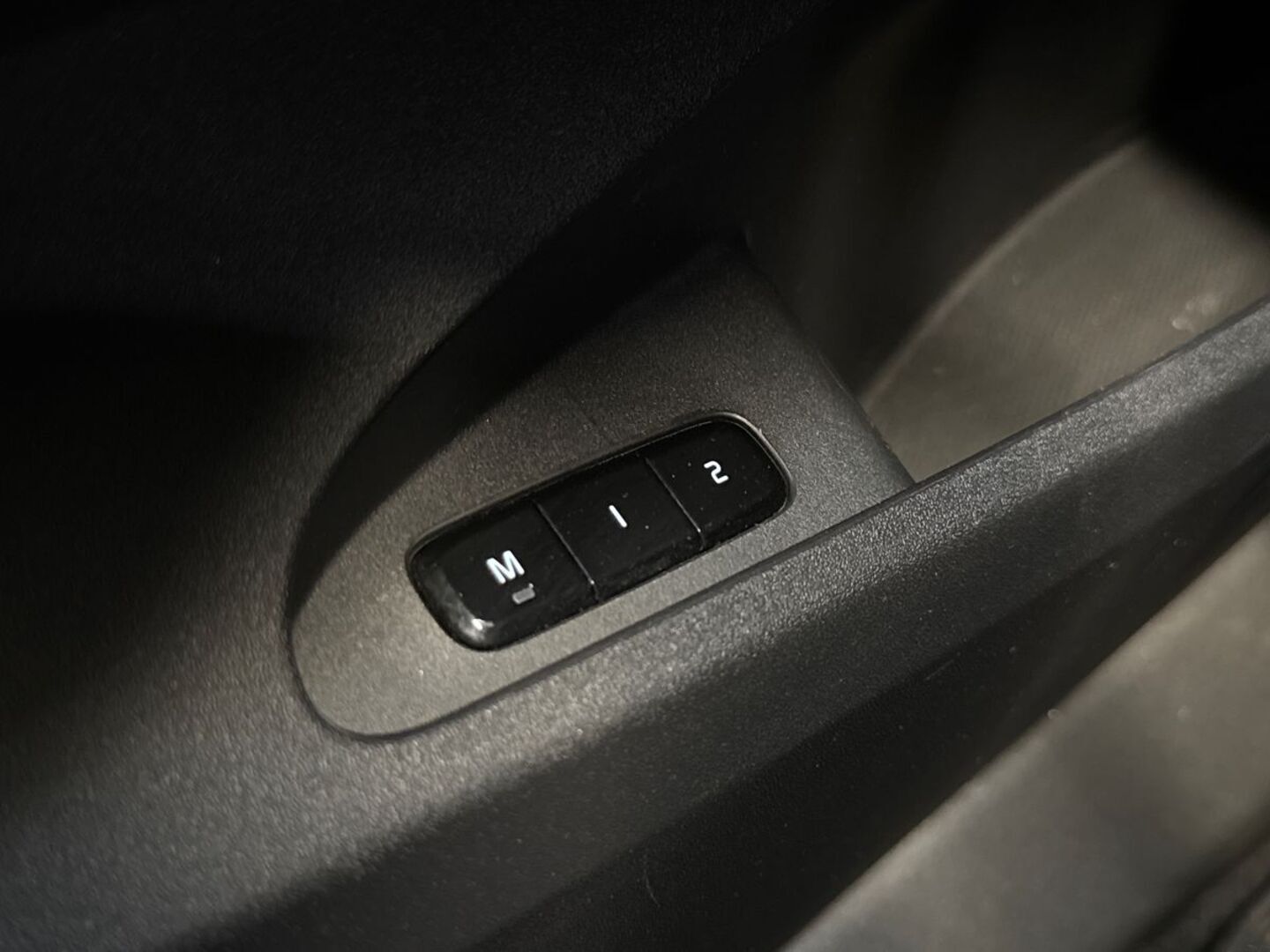 POLESTAR 2 2023