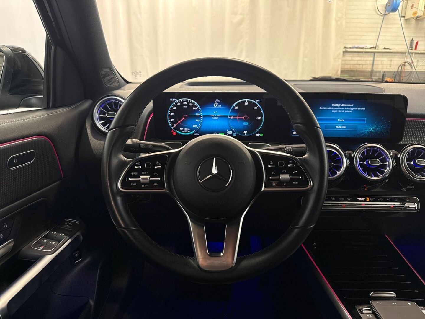 MERCEDES-BENZ EQB 2023