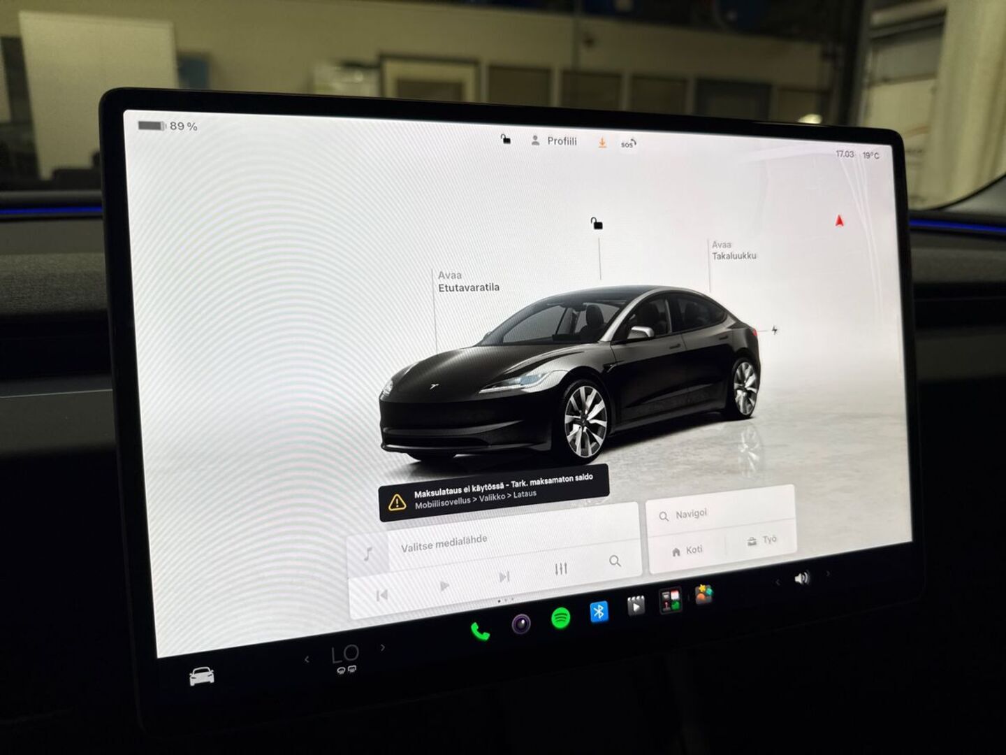 TESLA Model 3 2025