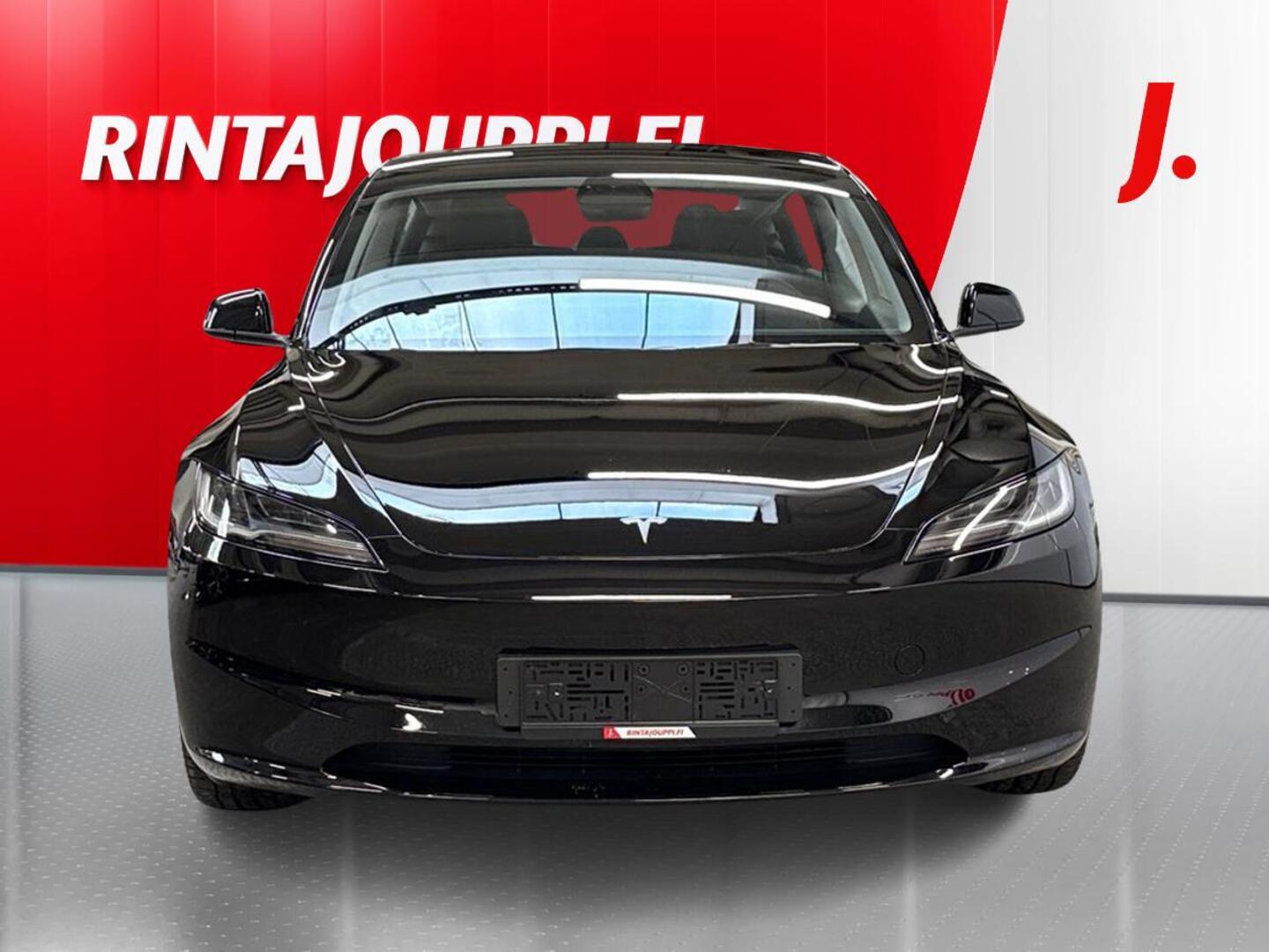 TESLA Model 3 2025