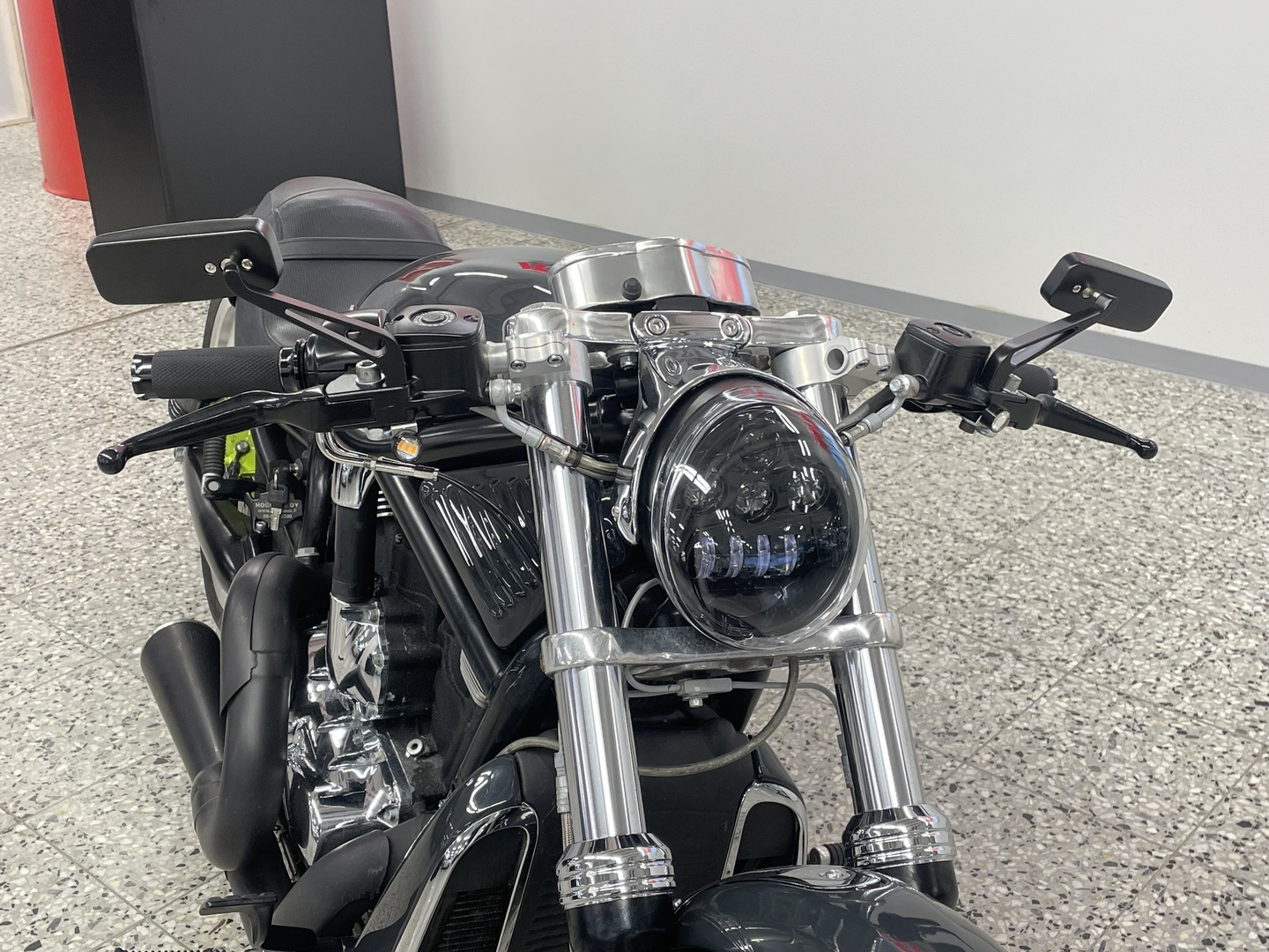 HARLEY-DAVIDSON VRSC 2002