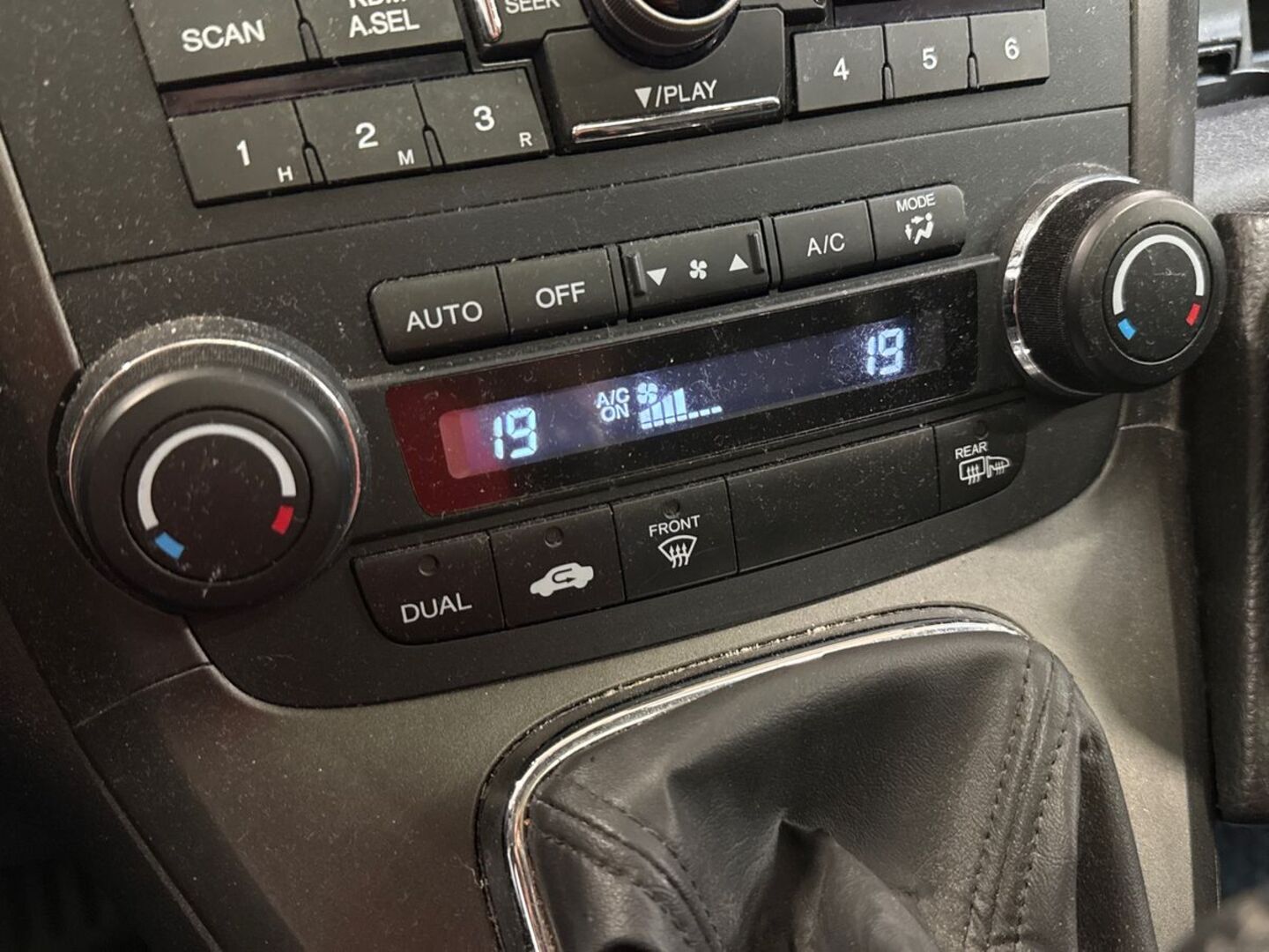 HONDA CR-V 2010