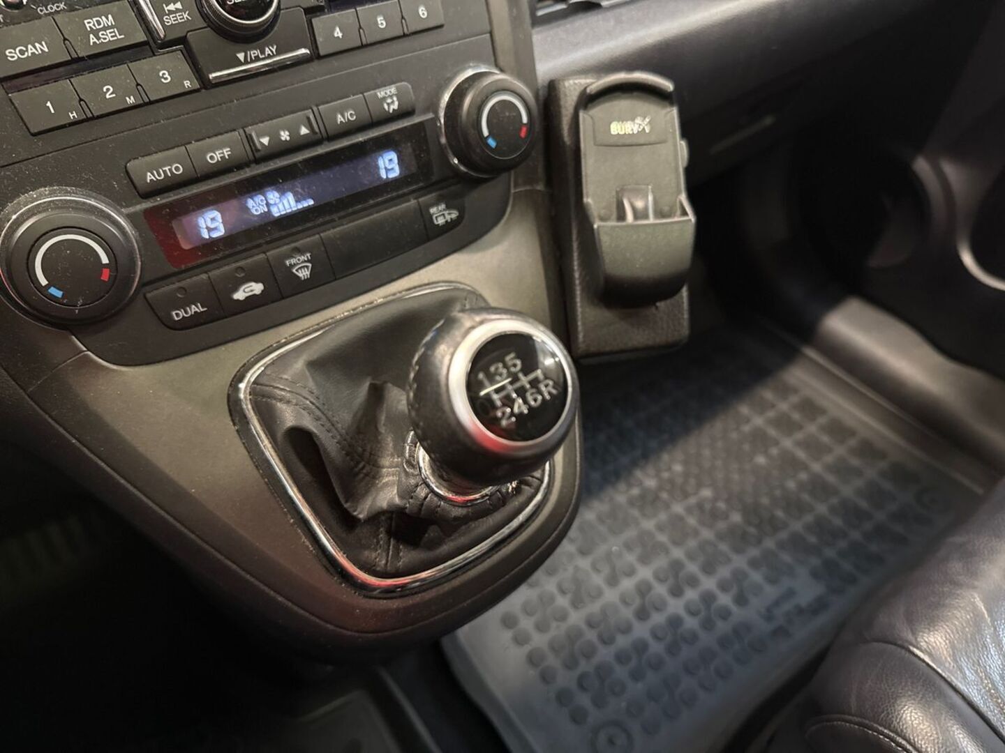 HONDA CR-V 2010