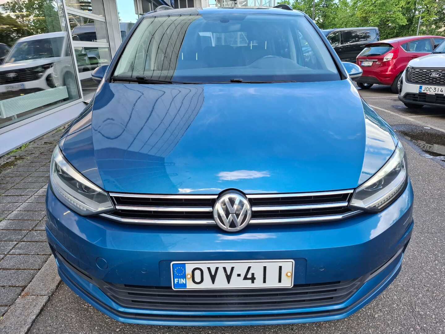 VOLKSWAGEN Touran 2017