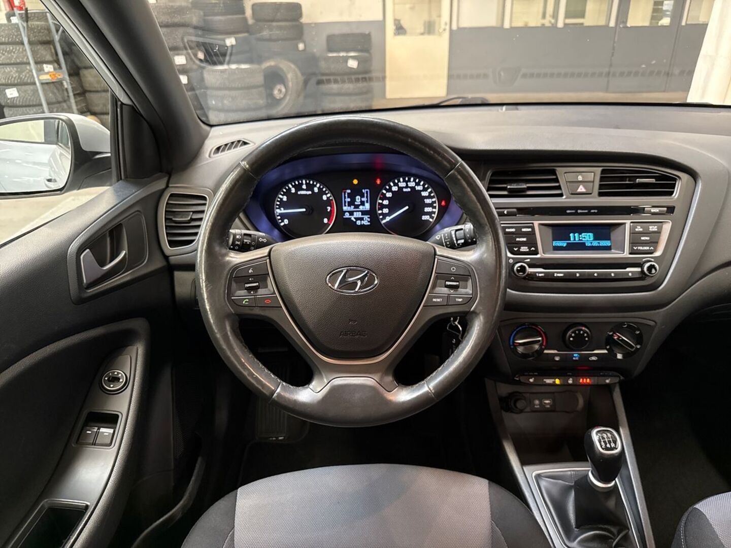 HYUNDAI i20 5d 2017