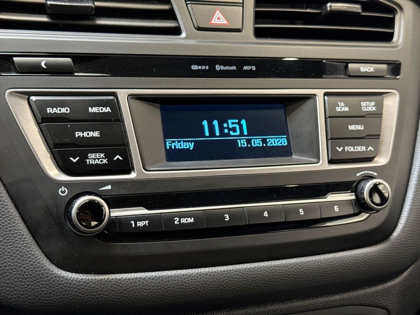 HYUNDAI i20 5d 2017