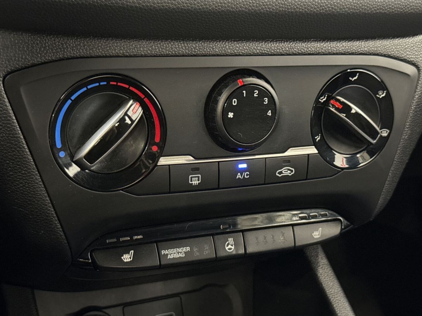 HYUNDAI i20 5d 2017