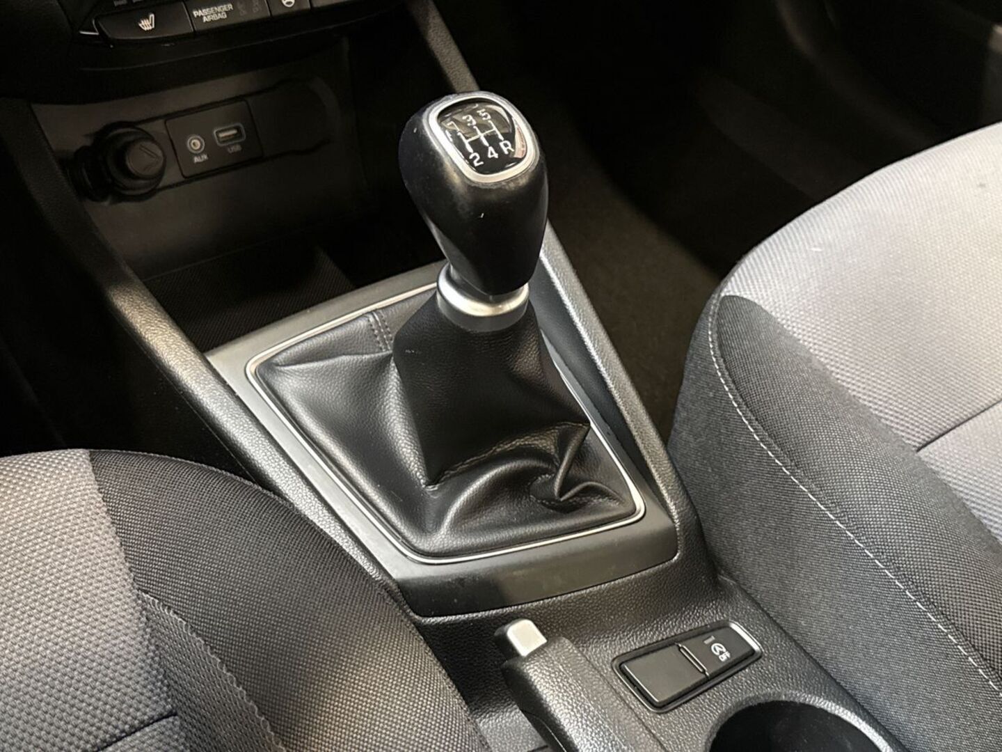 HYUNDAI i20 5d 2017