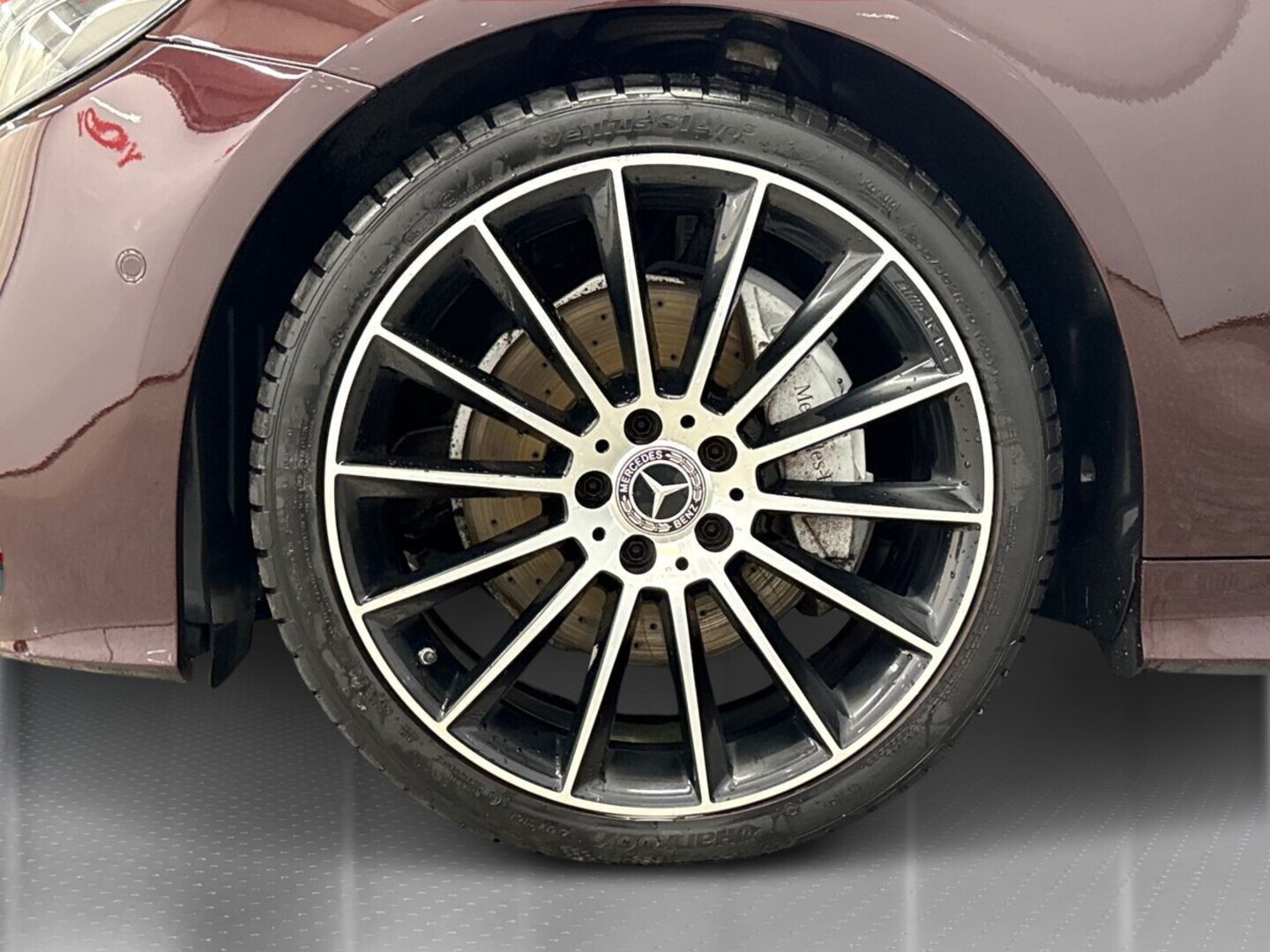 MERCEDES-BENZ E 2018