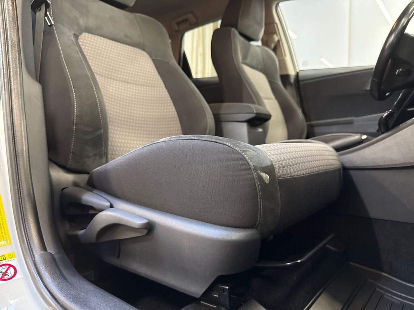TOYOTA Auris 2018