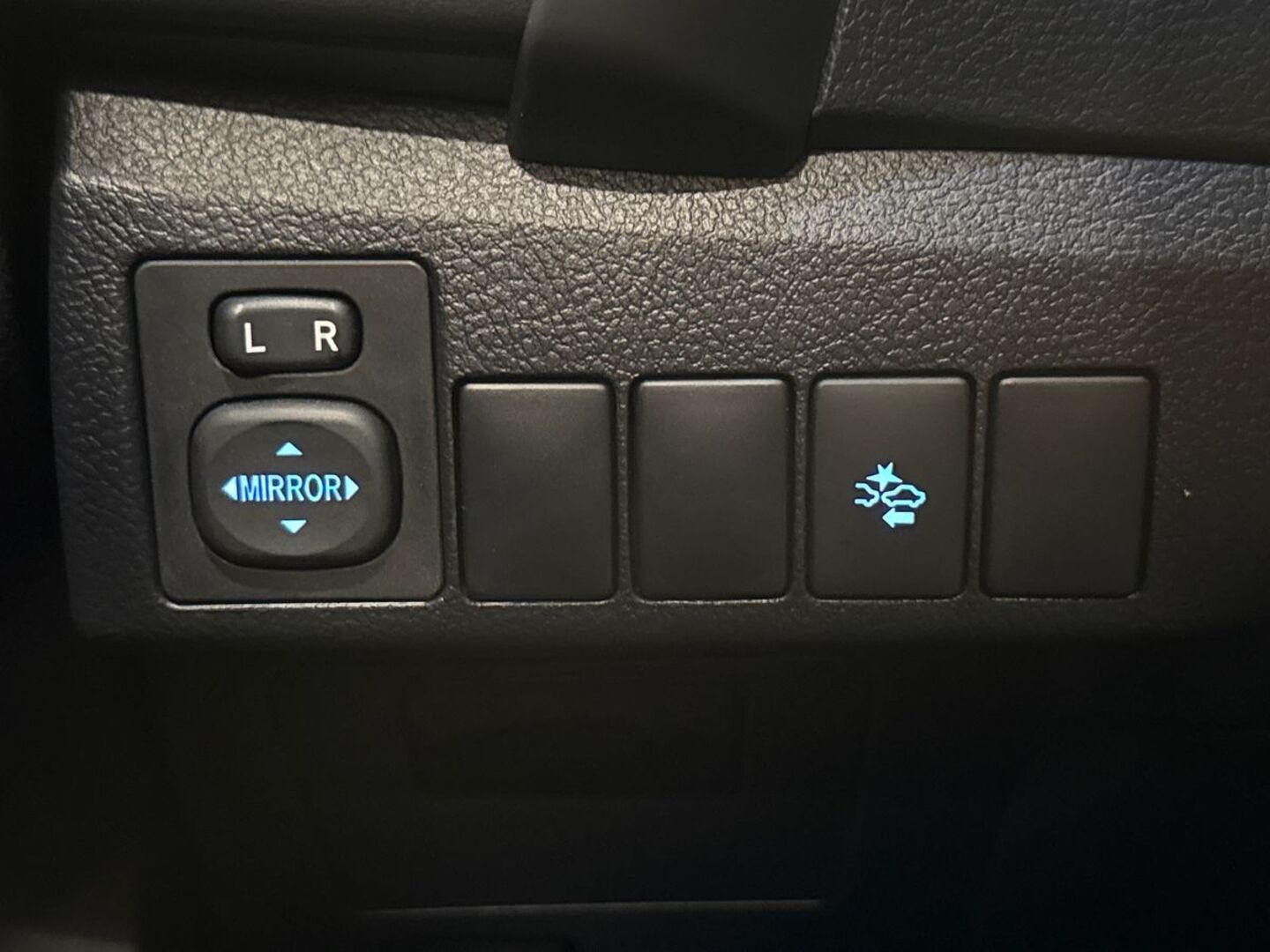 TOYOTA Auris 2018