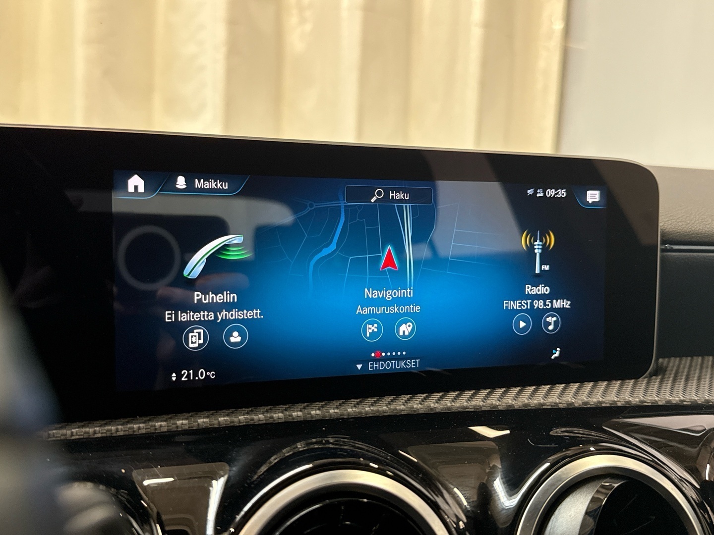 MERCEDES-BENZ A 2018