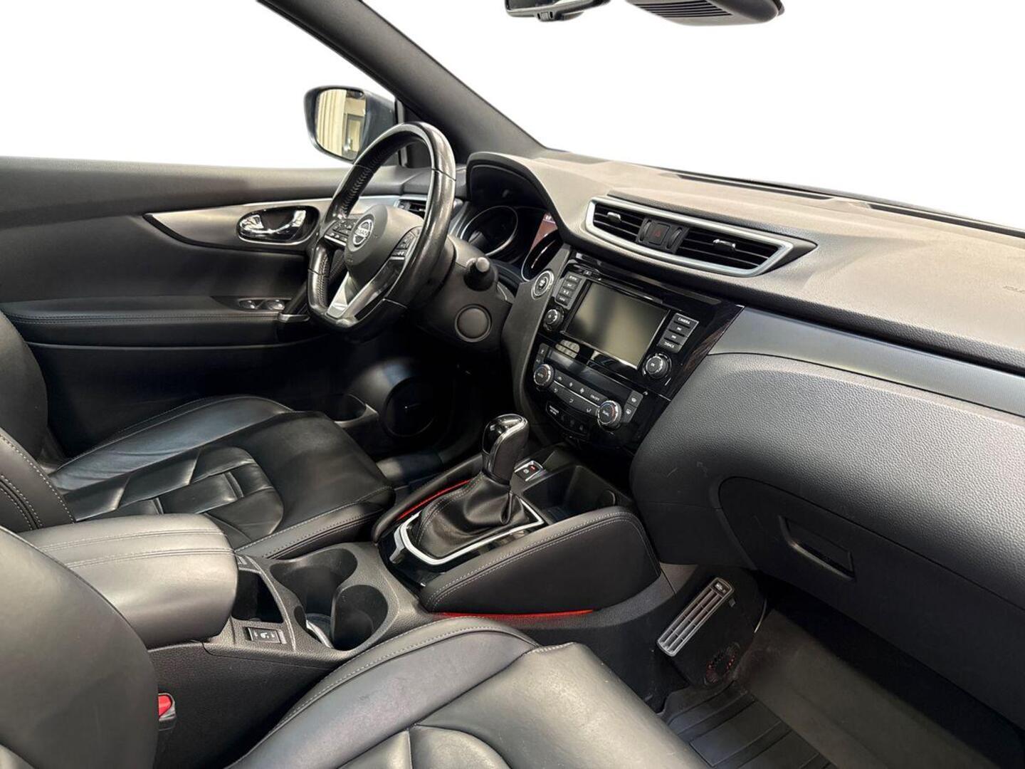 NISSAN Qashqai 2019