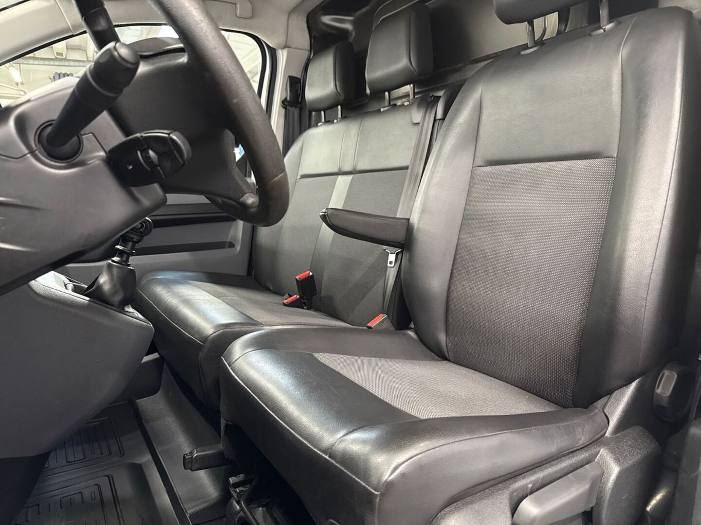 TOYOTA Proace 2017