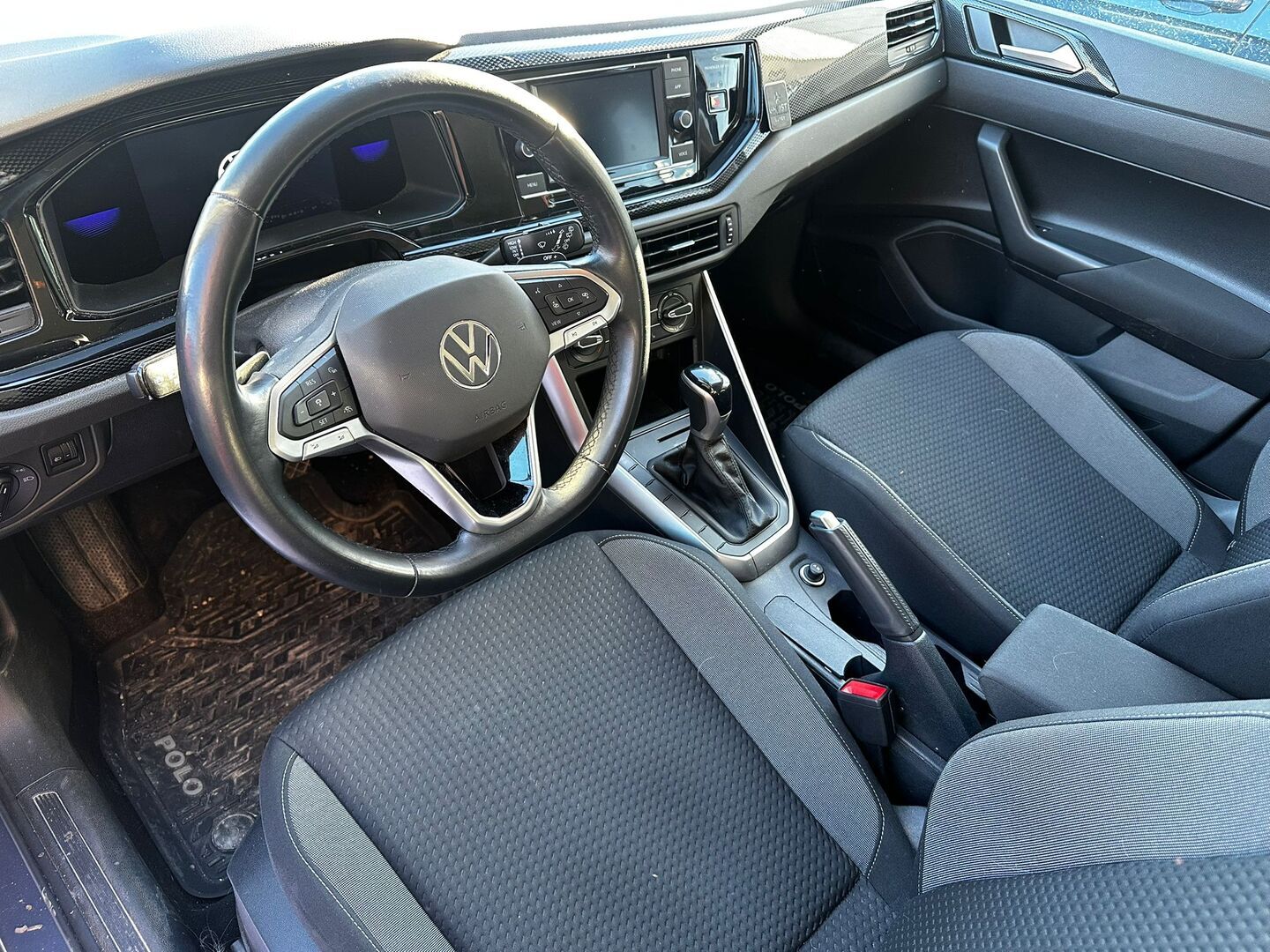 VOLKSWAGEN Polo 2022