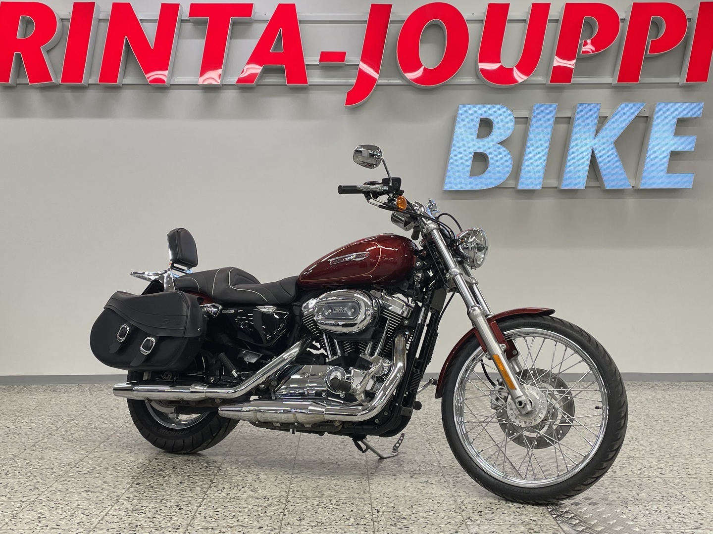 HARLEY-DAVIDSON SPORTSTER 2010