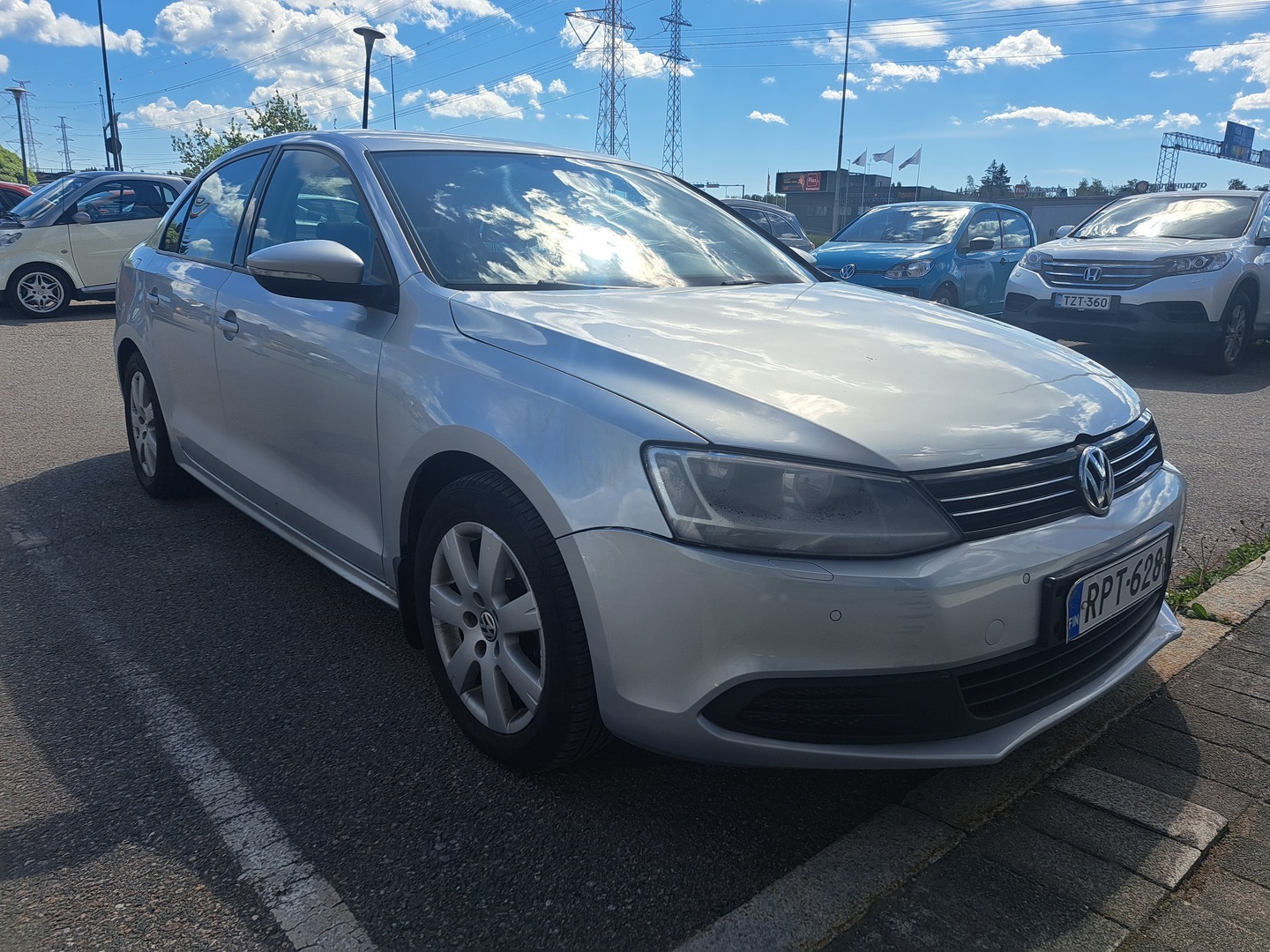 VOLKSWAGEN Jetta 2012