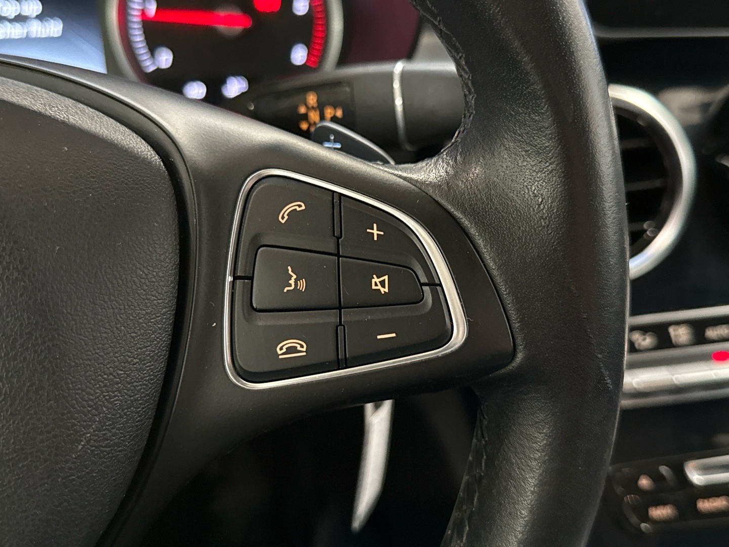 MERCEDES-BENZ C 2016